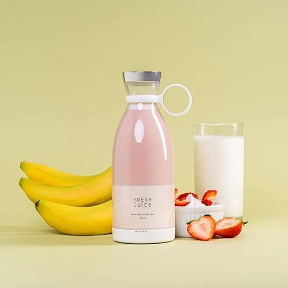 Travel Portable Mini Juice Blender.