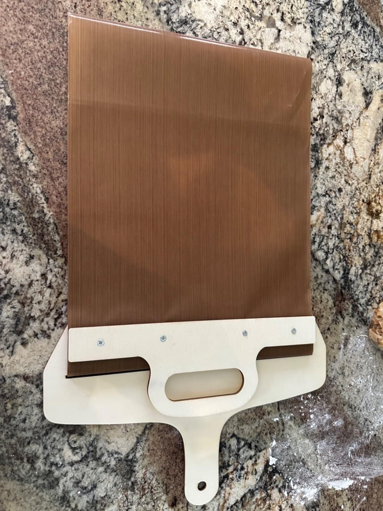 Wooden Pizza Paddle with Smooth Handle.